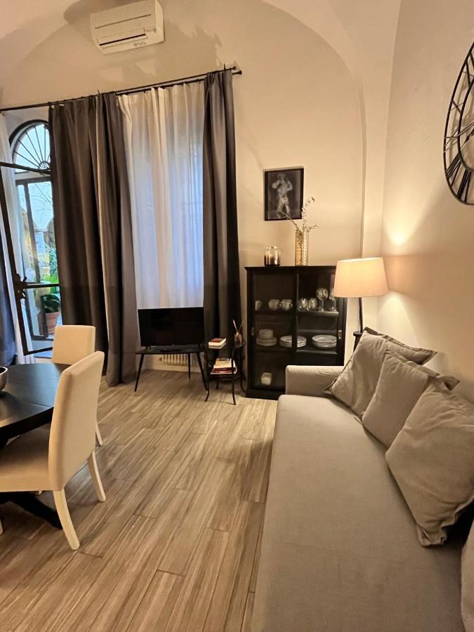 Cynthia'S Garden - Apartment With Private Garden In Santa Croce Флоренция Экстерьер фото